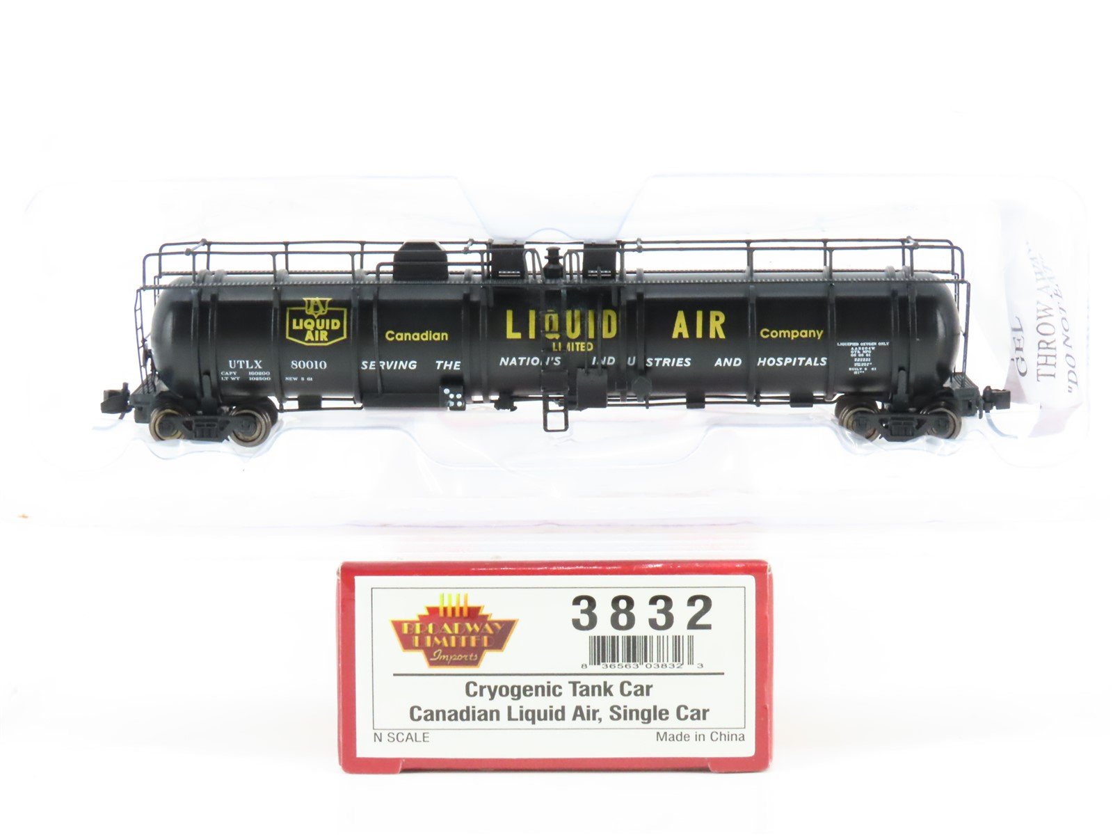N Scale Broadway Limited BLI 3832 UTLX Canadian Liquid Cryogenic Tankcar #80010