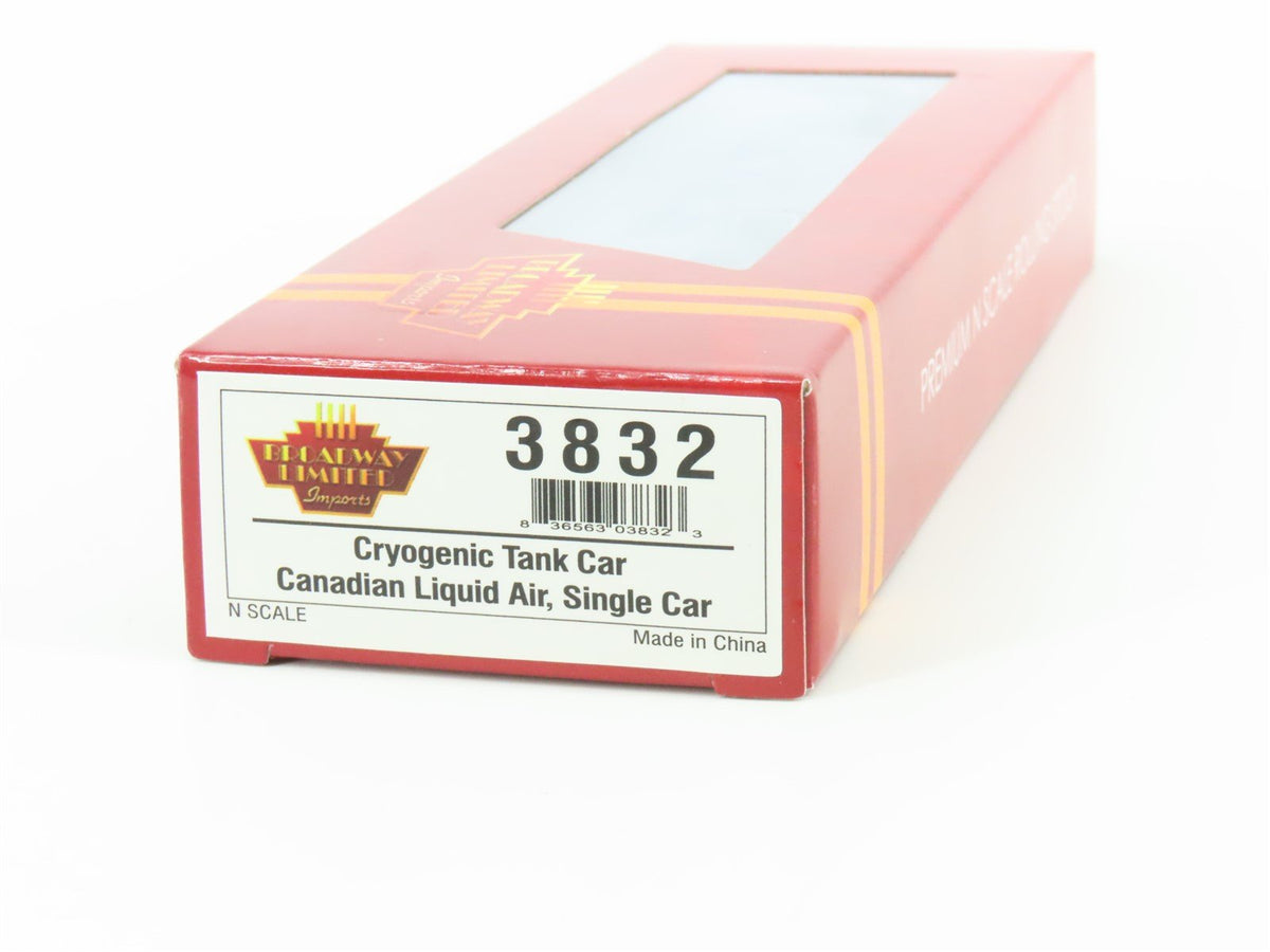 N Scale Broadway Limited BLI 3832 UTLX Canadian Liquid Cryogenic Tankcar #80010