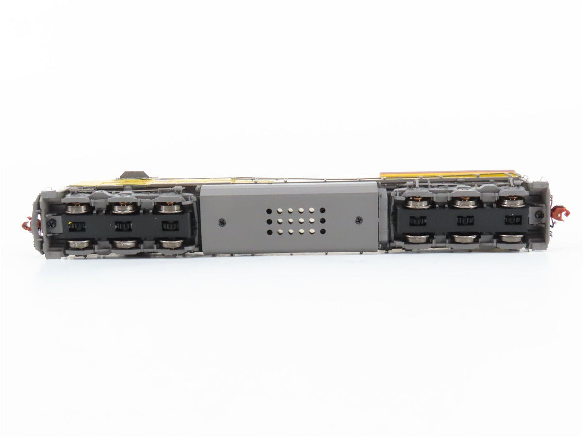 N Scaletrains.com SXT33668 UP Union Pacific ET44AC Diesel #2732 w/ DCC &amp; Sound