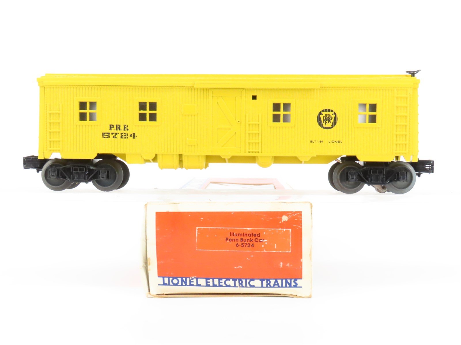 O Gauge 3-Rail Lionel 6-5724 PRR Pennsylvania Bunk Passenger Car #5724 - Lighted