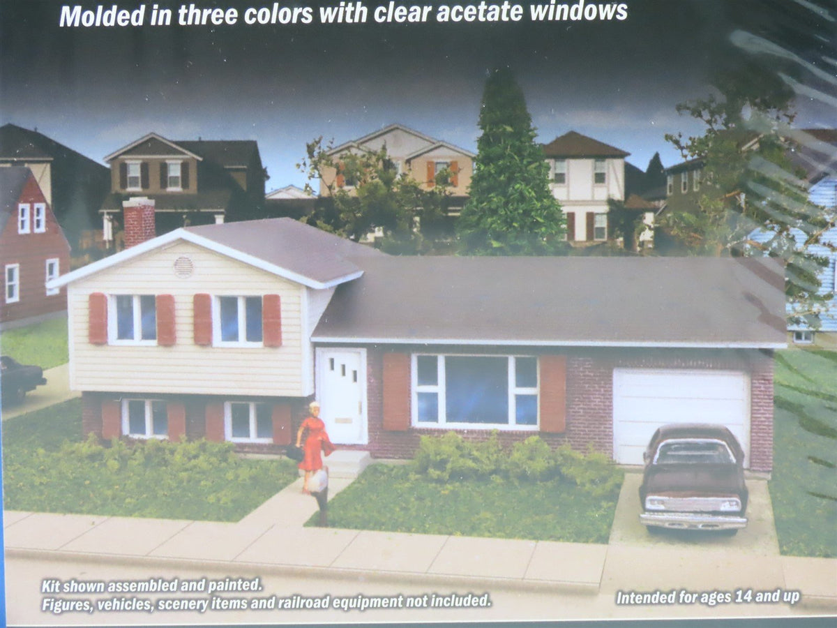N Scale Walthers 933-3840 Split-Level House Building Kit SEALED