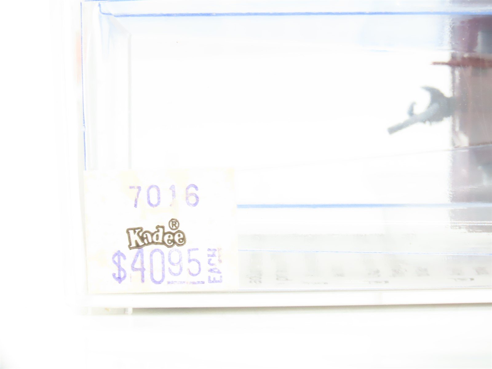 HO Scale Kadee 7016 CIL Monon 50-Ton 2-Bay Hopper Car #4048 Sealed