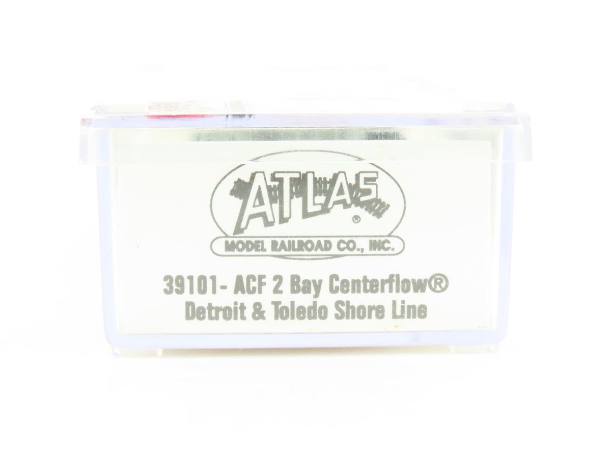 N Scale Atlas 39101 D&amp;TS Detroit Toledo &amp; Shore Line 2-Bay Covered Hopper #2602