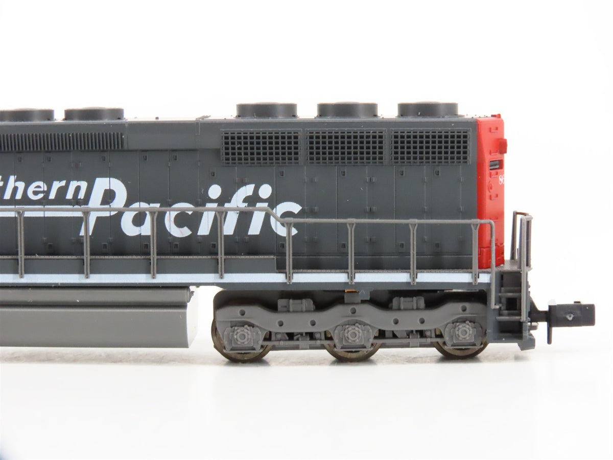 N Scale KATO 176-3116 SP &quot;Bloody Nose&quot; EMD SD45 Diesel #8663 - DCC Ready