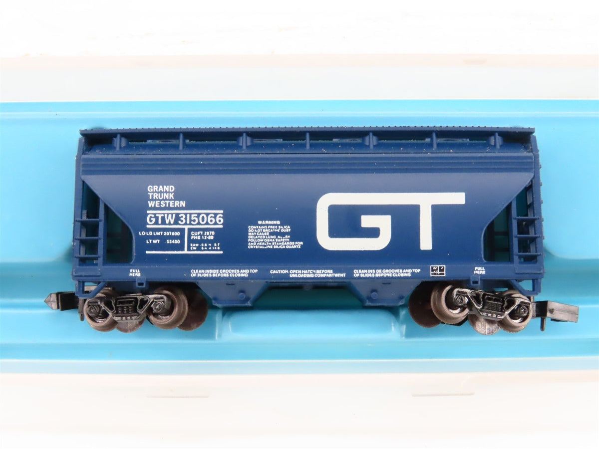 N Scale Atlas 3911 GTW Grand Trunk Western 2-Bay Centerflow Hopper #315066
