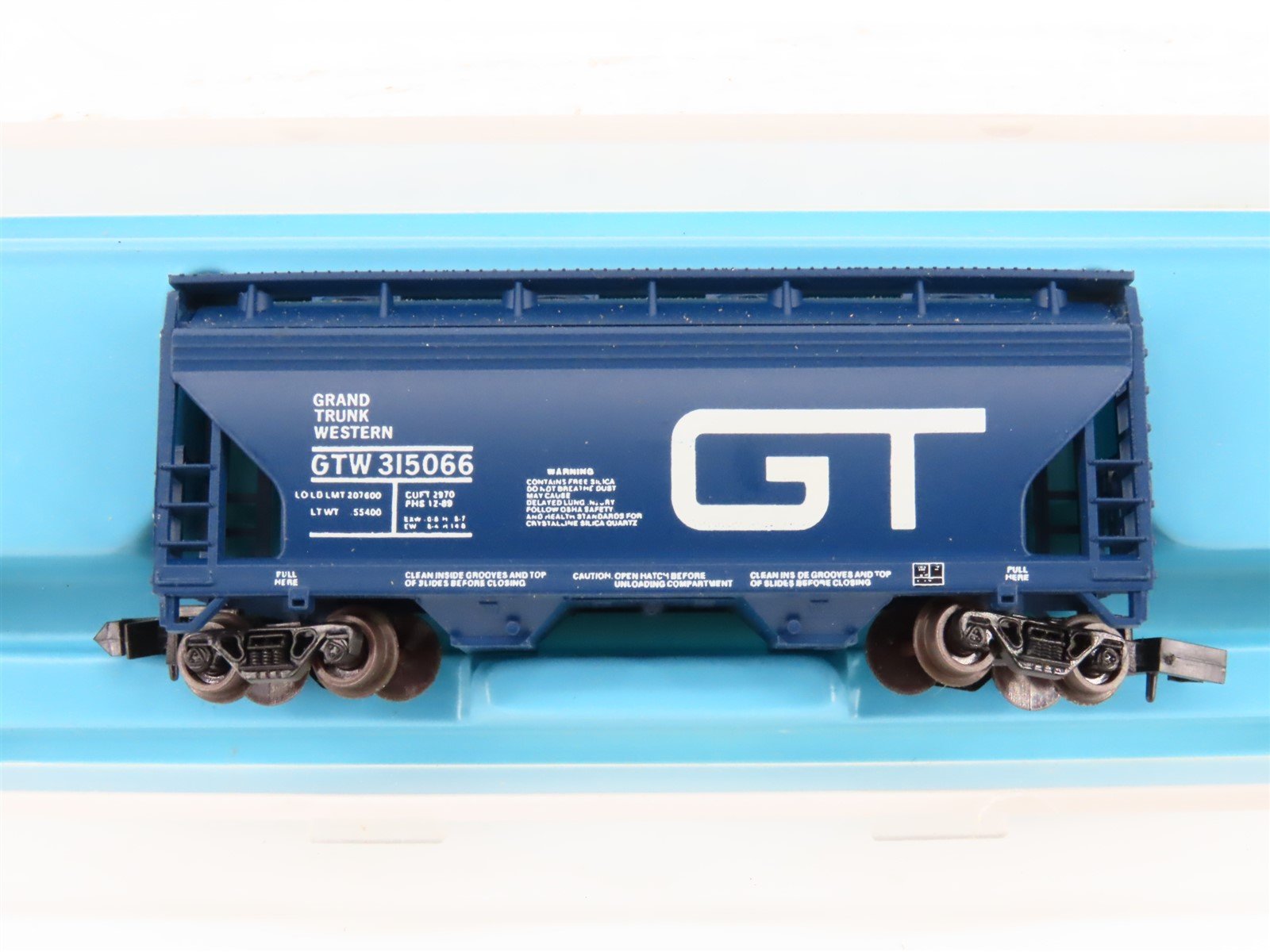 N Scale Atlas 3911 GTW Grand Trunk Western 2-Bay Centerflow Hopper #315066