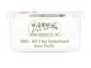 N Scale Atlas 39051 UP Union Pacific 2-Bay Centerflow Hopper #216513