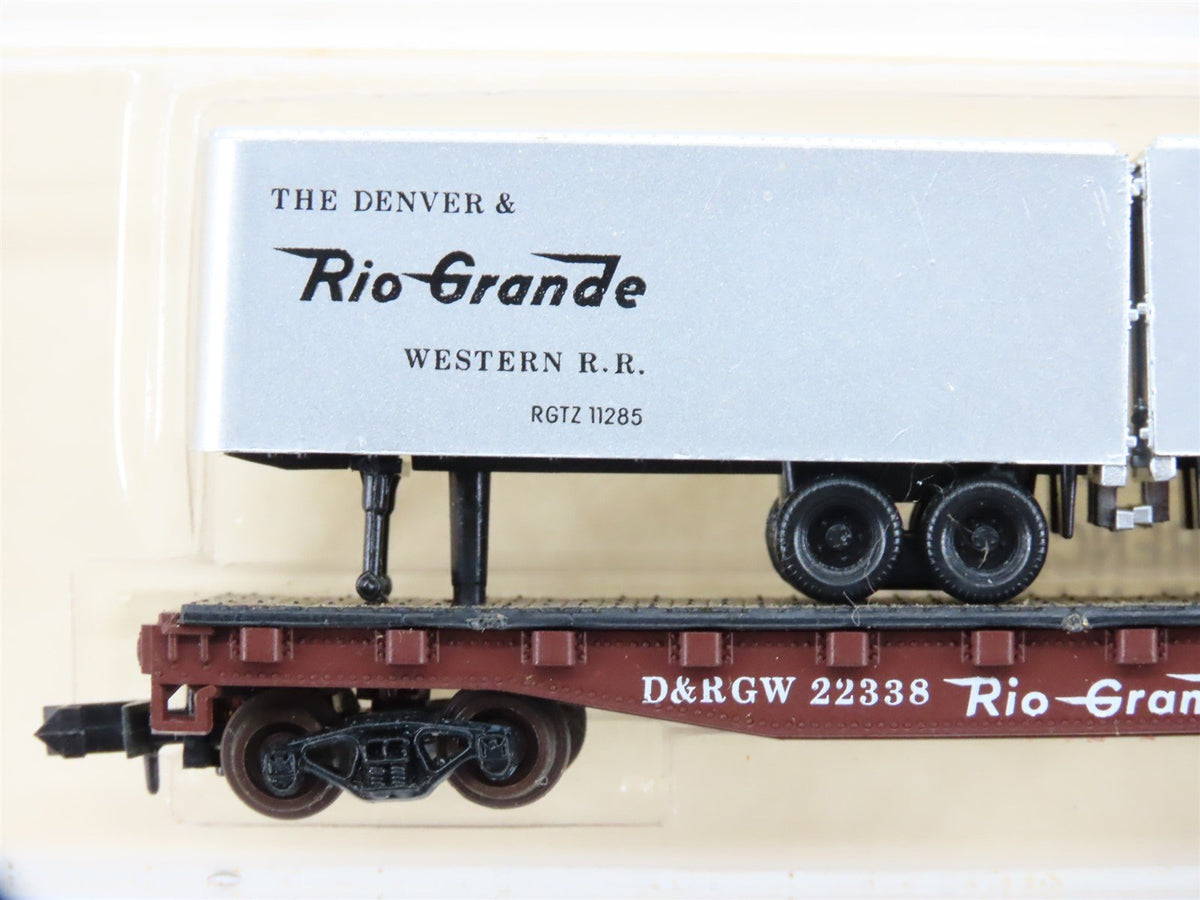 N Scale Atlas 3748 D&amp;RGW Rio Grande Piggyback Flat Car #22338 w/ 2 Trailers