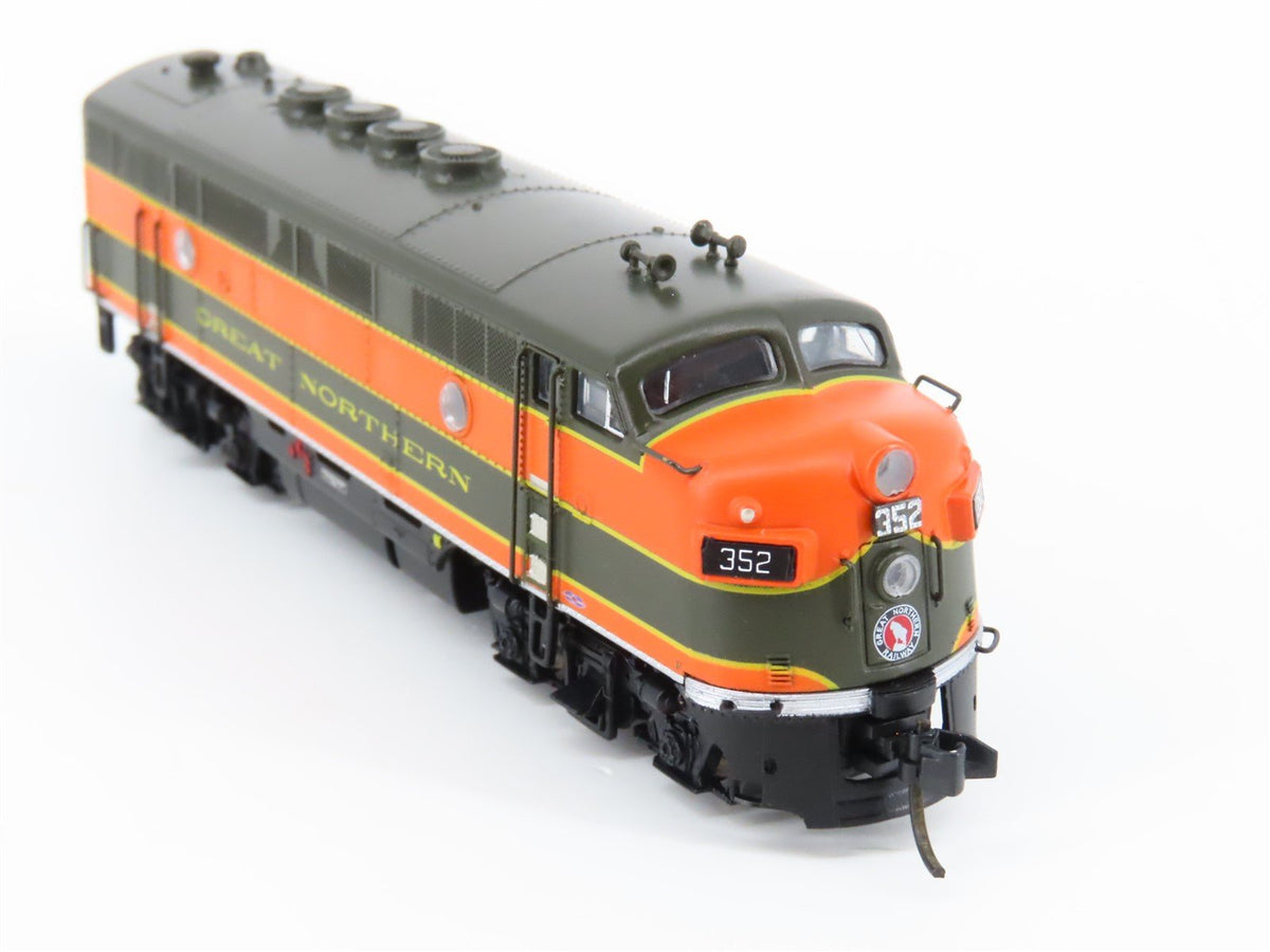 N Broadway Limited BLI 3482 GN Great Northern F3 A/B Diesel Set wDCC &amp; Sound