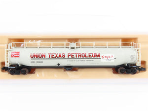 N Scale Atlas 37083 ACSX Union Texas Petroleum 33K Gallon Tank Car #933025