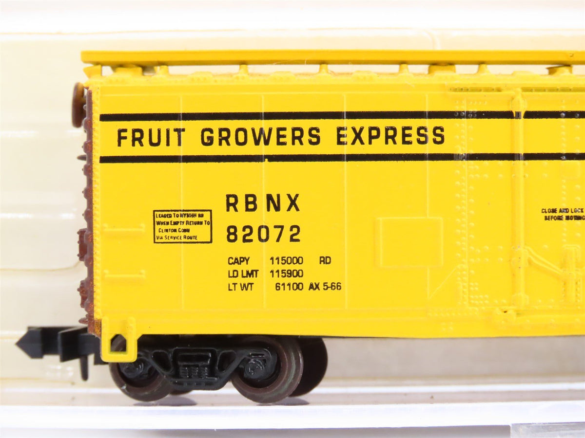 N Scale Atlas 3331 RBNX Fruit Growers Express 40&#39; Plug Door Box Car #82072