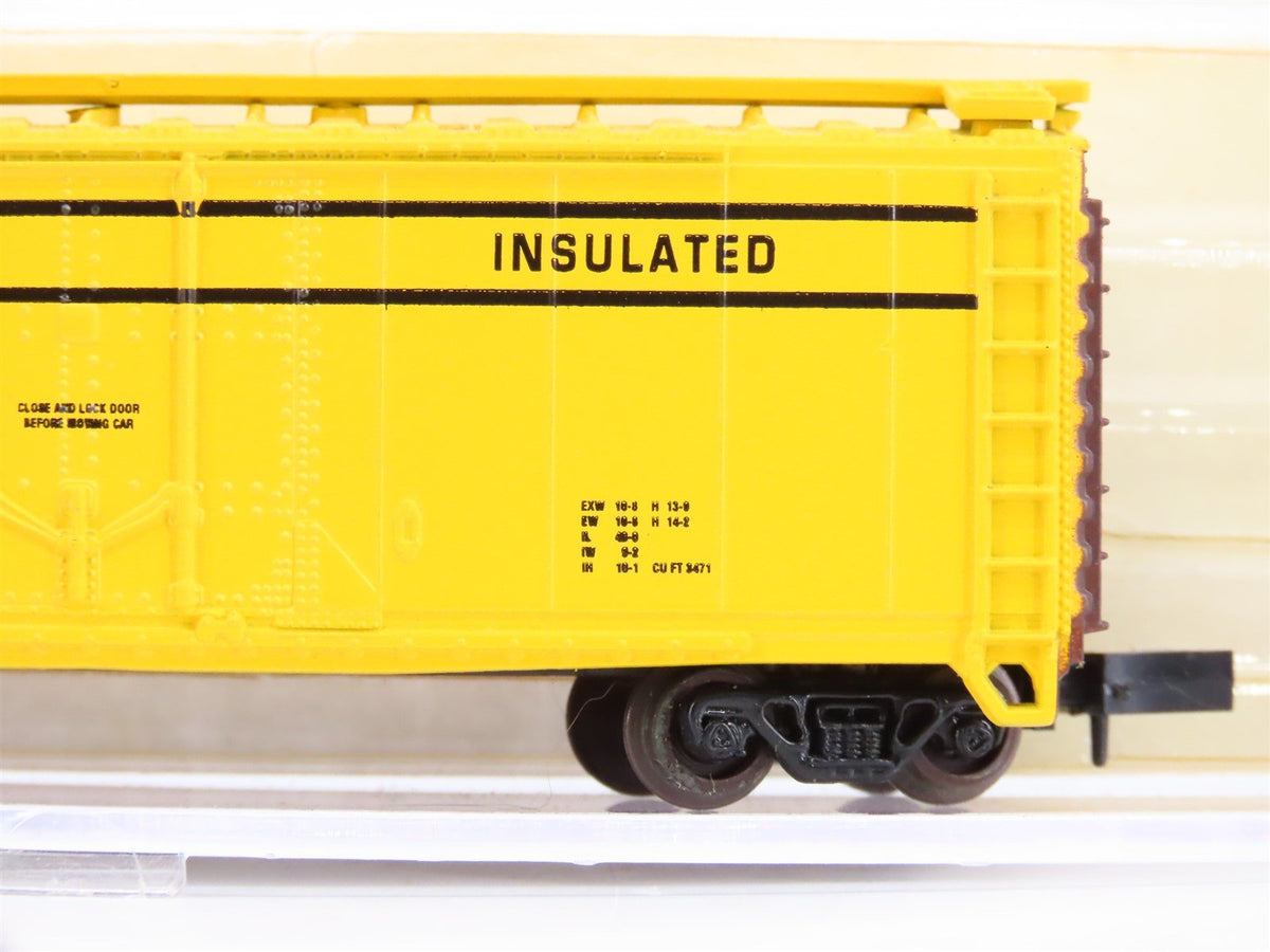 N Scale Atlas 3331 RBNX Fruit Growers Express 40&#39; Plug Door Box Car #82072