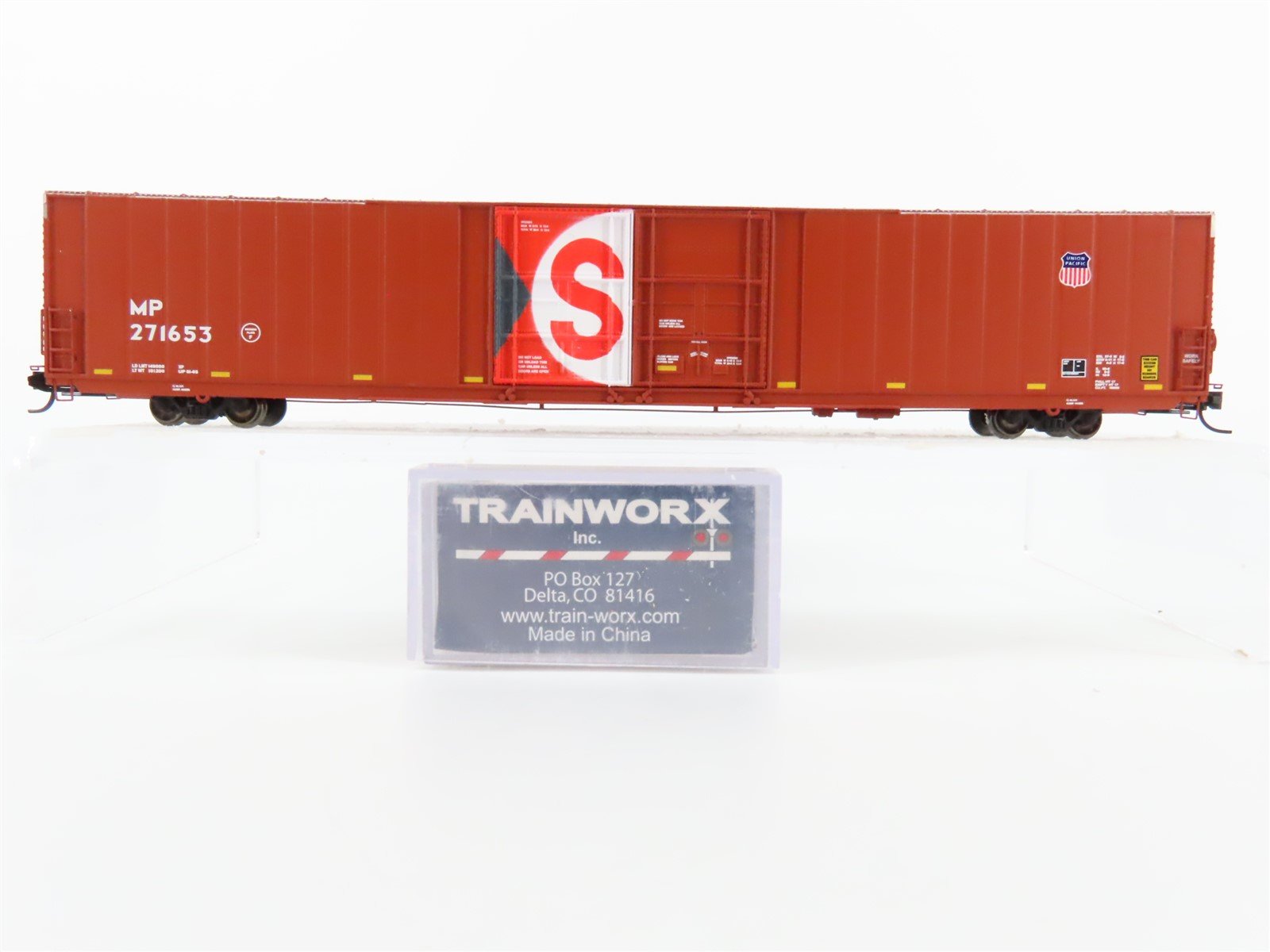N Scale Trainworx 2907-17 UP MP Union Pacific 86' Auto Parts Box Car 271653