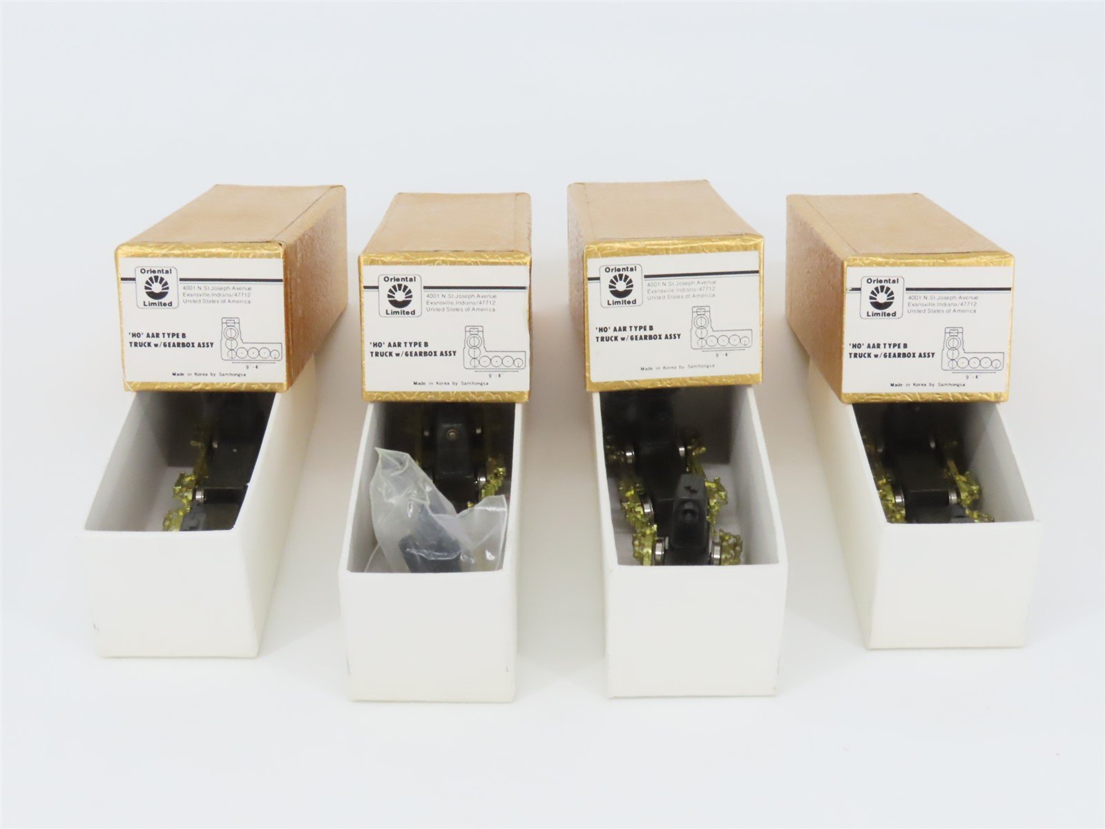 LOT of 4 HO Oriental Limited/Samhongsa BRASS AAR Type B Truck Sets w/ Gearboxes