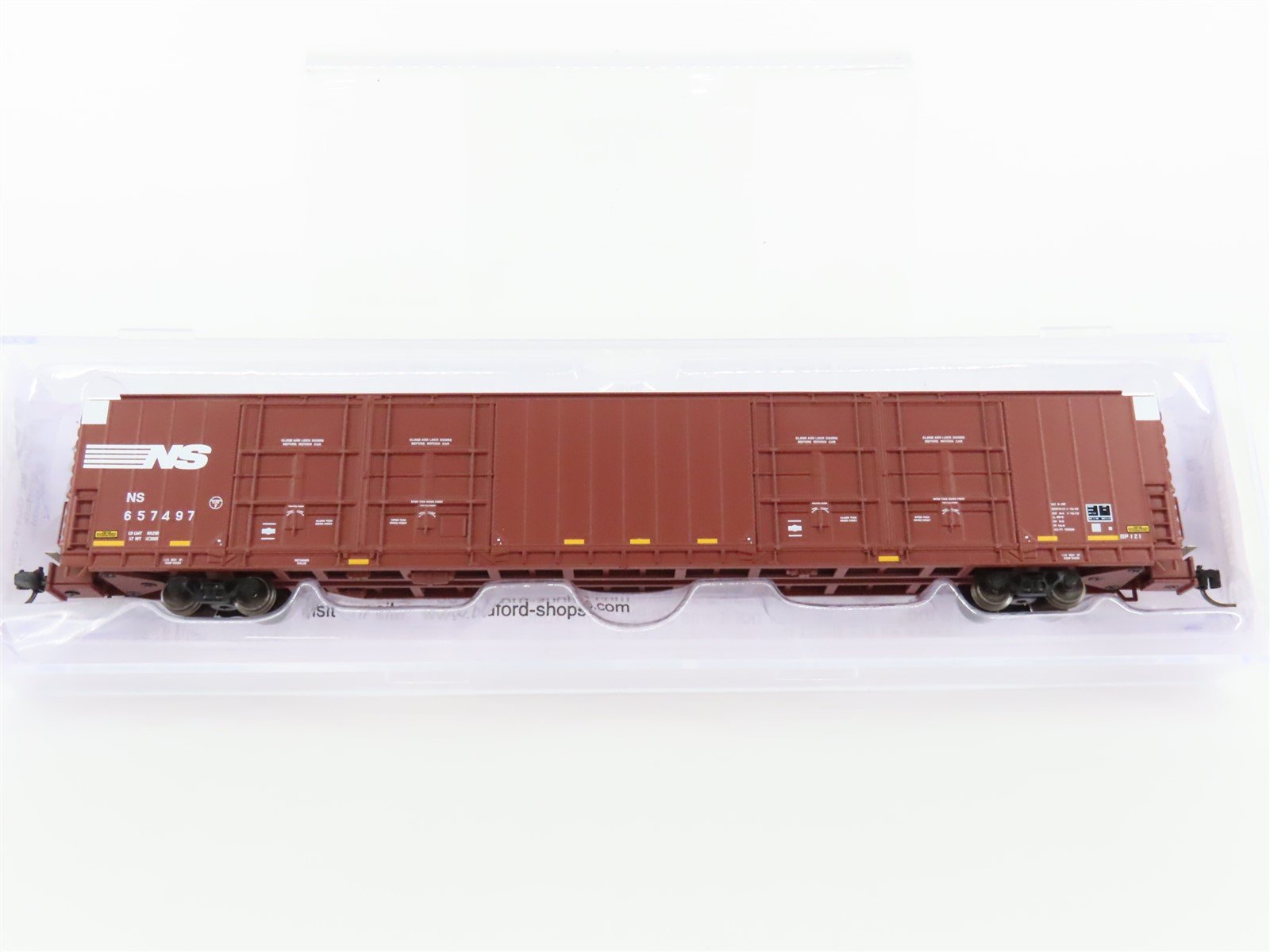 N Scale Bluford Shops 87240 NS Norfolk Southern 86' Auto Parts Box Car 657497