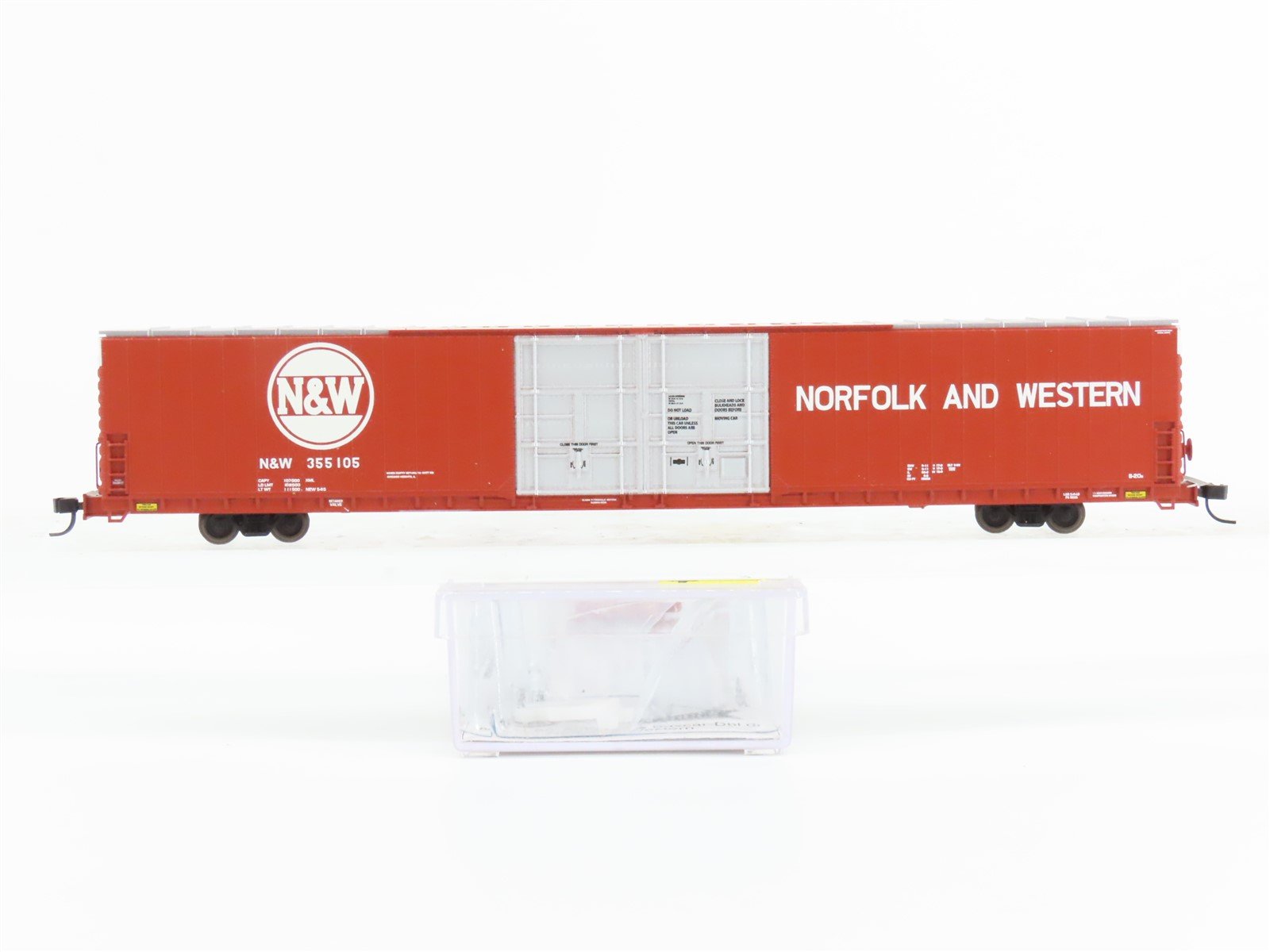 N Bluford Shops 86241 N&W Norfolk & Western 86' Auto Parts Box Car NW355105