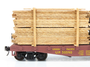 LOT of 2 HO Scale ATSF Santa Fe & UP Union Pacific Flat Cars w/ Custom Loads