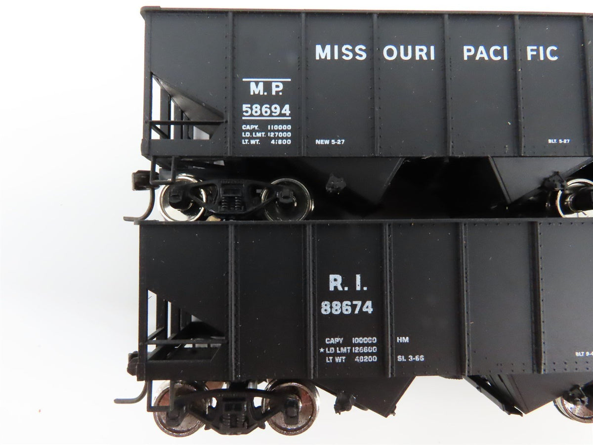 LOT of 12 HO Scale ATSF, MP, RI, WAB, SL-SF, CN, C&amp;S, L&amp;N, SOU, C&amp;O 2-Bay Hopper