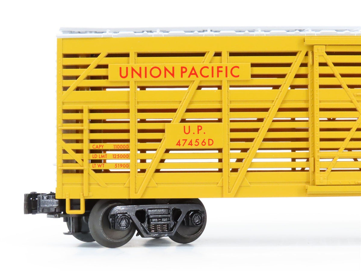 O Gauge 3-Rail MTH 20-94502 UP Union Pacific 40&#39; Steel-Side Stock Car #47456D