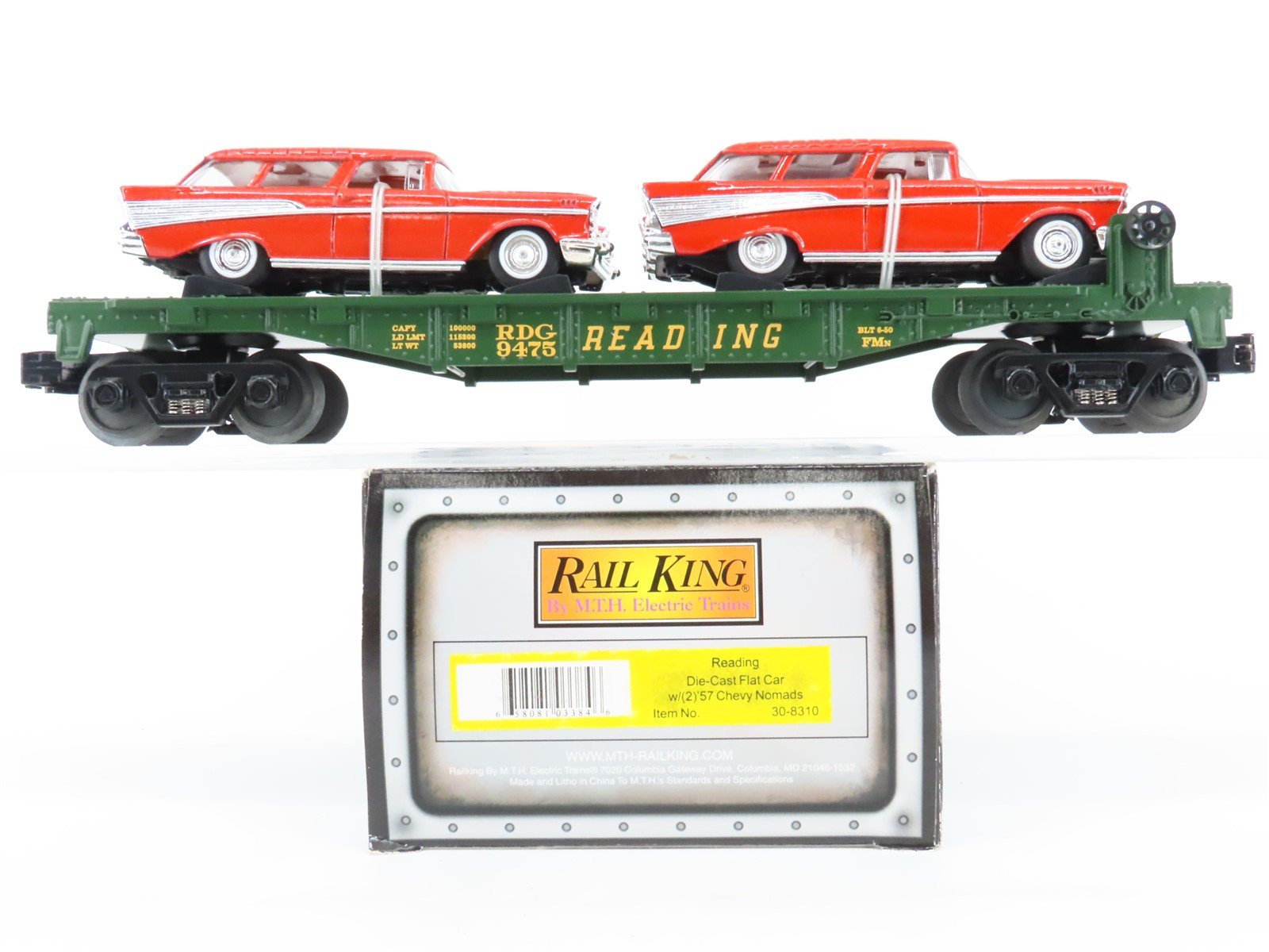 O27 Gauge 3-Rail MTH RailKing 30-8310 RDG Reading Flat Car w/ '57 Chevy Nomads