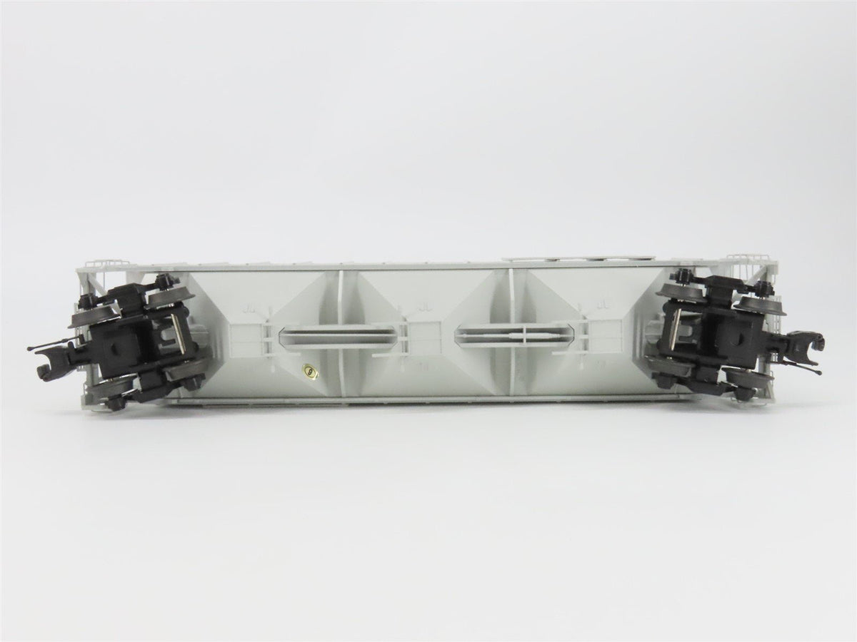 O Gauge 3-Rail MTH 20-97319 TLDX Pillsbury 3-Bay Covered Hopper #6758