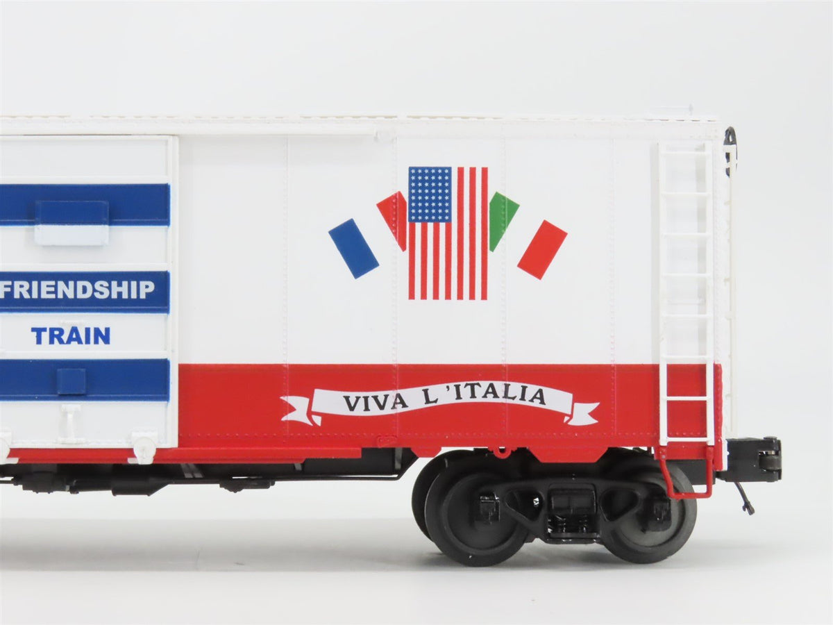 O Gauge 3-Rail MTH 20-93524 NYC &quot;Friendship Train Italy/France&quot; Box Car #151471