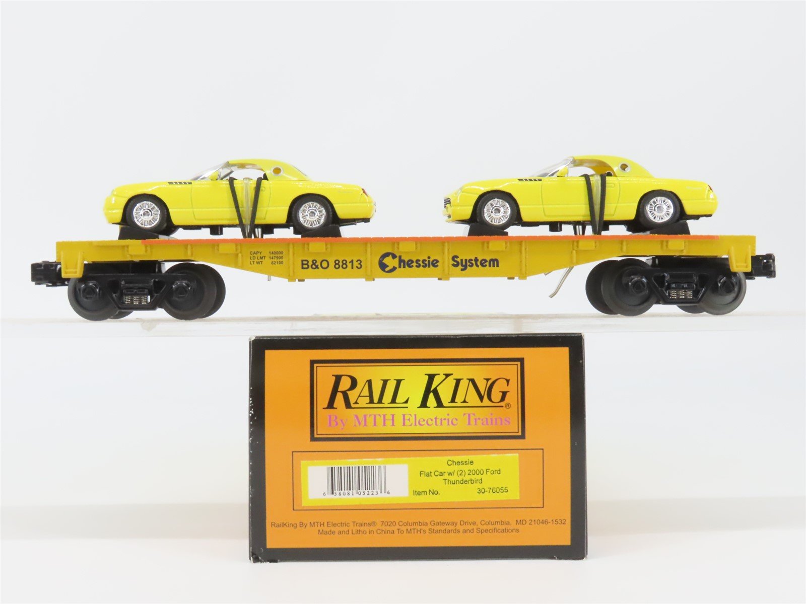 O27 Gauge 3-Rail MTH RailKing 30-76055 B&O Chessie Flat Car #8813 w/Ford T'Birds