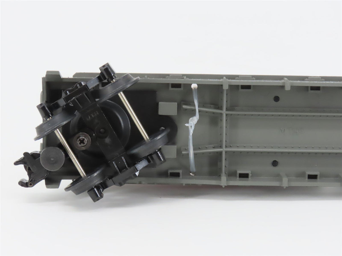 O Gauge 3-Rail Semi-Scale MTH RailKing 30-7610 Flat Car #1957 w/ Ertl &#39;57 Chevys