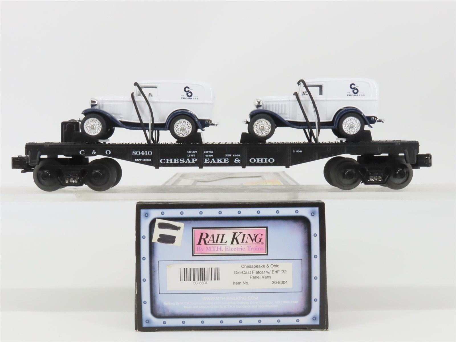 O27 Gauge 3-Rail MTH RailKing 30-8304 C&O Flat Car #w/ 2 Ertl Panel Vans