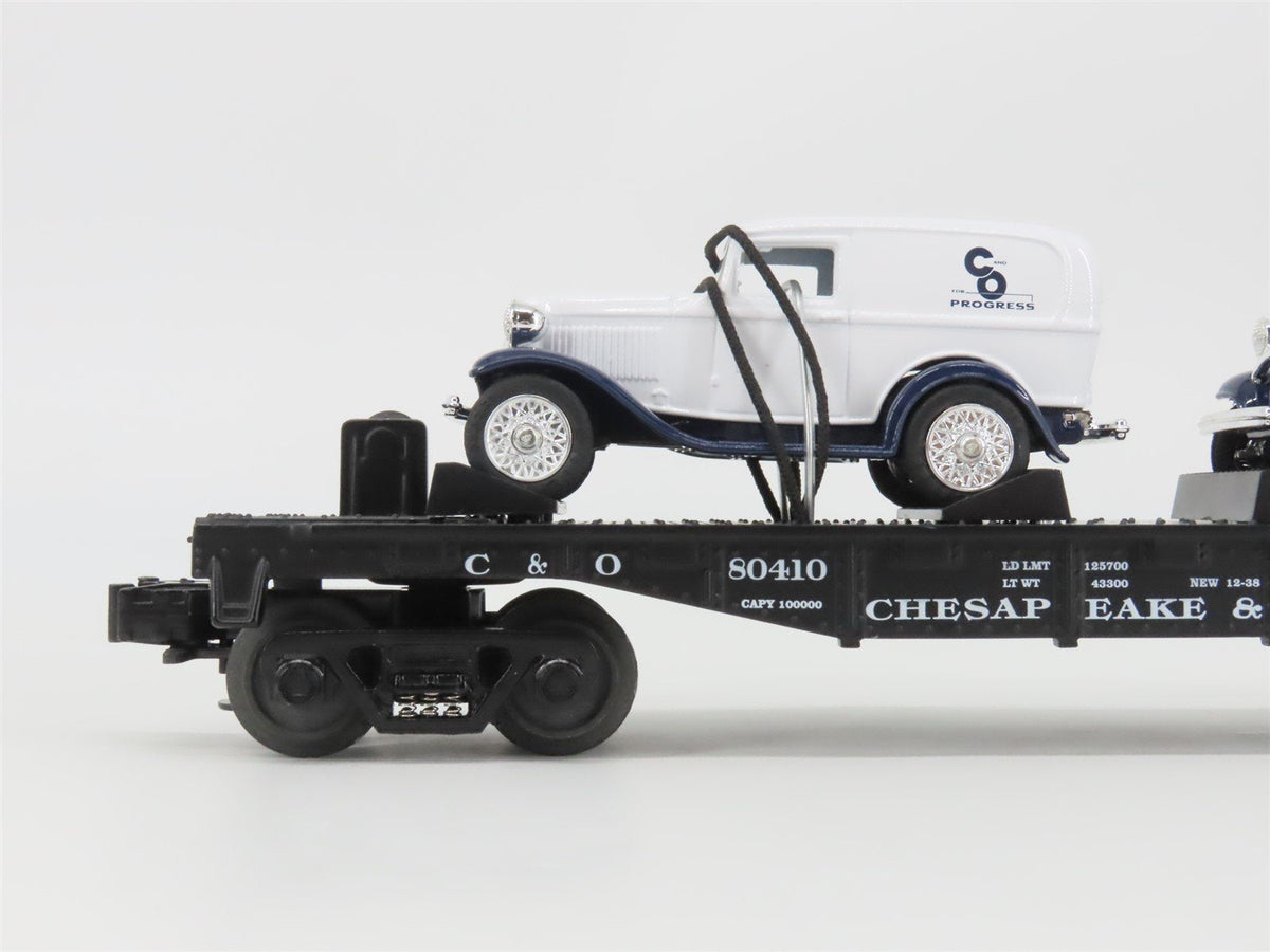 O27 Gauge 3-Rail MTH RailKing 30-8304 C&amp;O Flat Car #w/ 2 Ertl Panel Vans