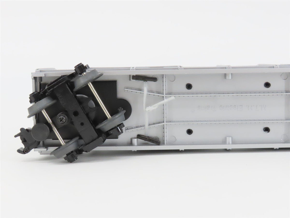 O27 Gauge 3-Rail MTH RailKing 30-7666 Auto Carrier w/ Ertl &#39;67 Camaro &amp; Shelby