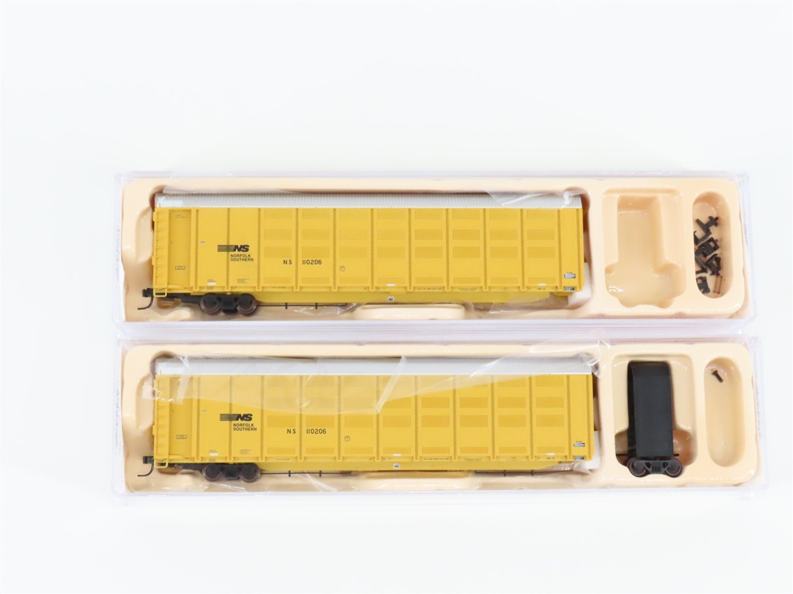 N Scale Atlas 40904 NS Norfolk Southern Articulated Auto Carrier #110206