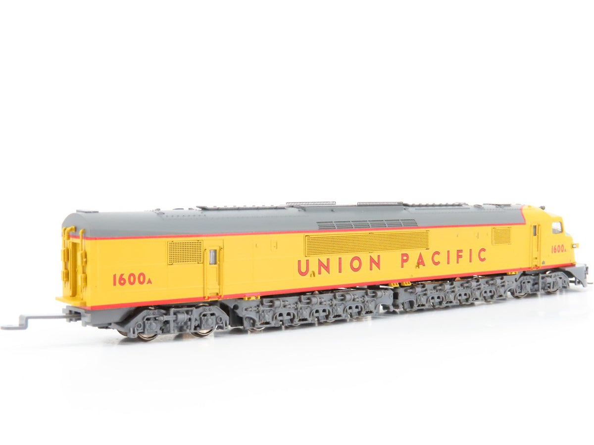 N Broadway Limited BLI 3152 UP Union Pacific Centipede A/A Diesel Set - Paragon2