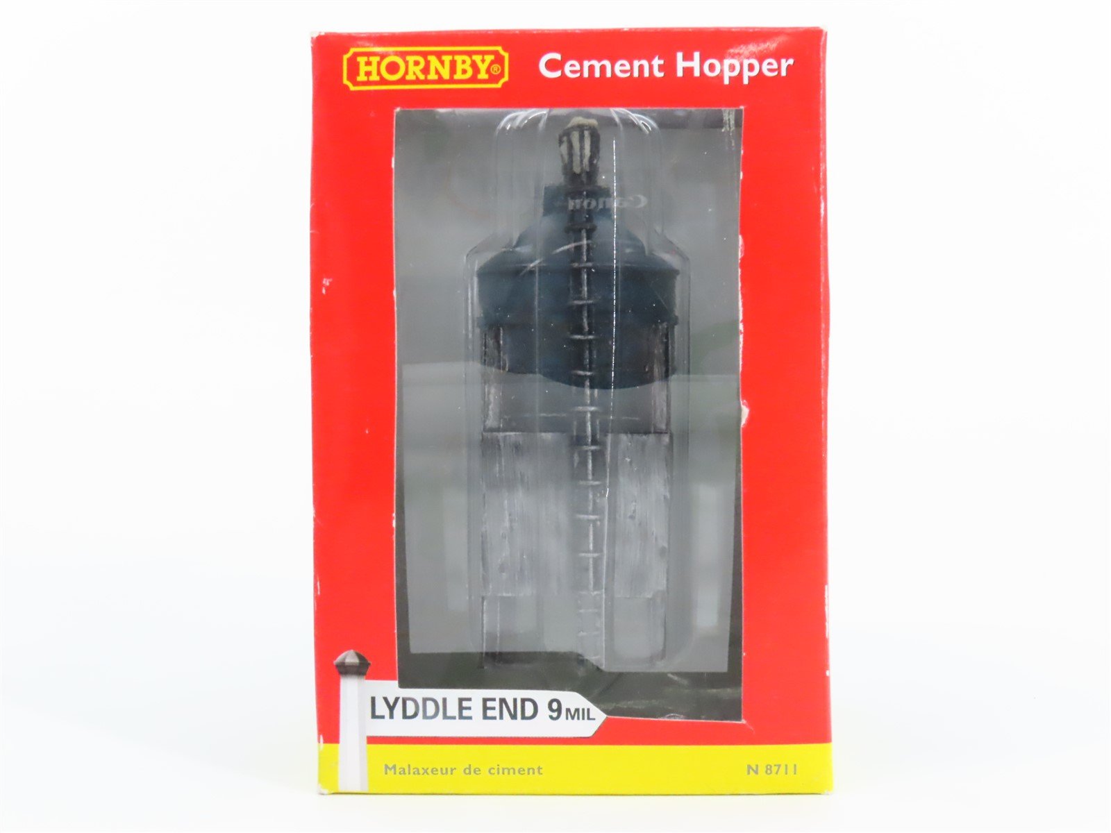 N Scale Hornby 8711 Cement Hopper - Assembled