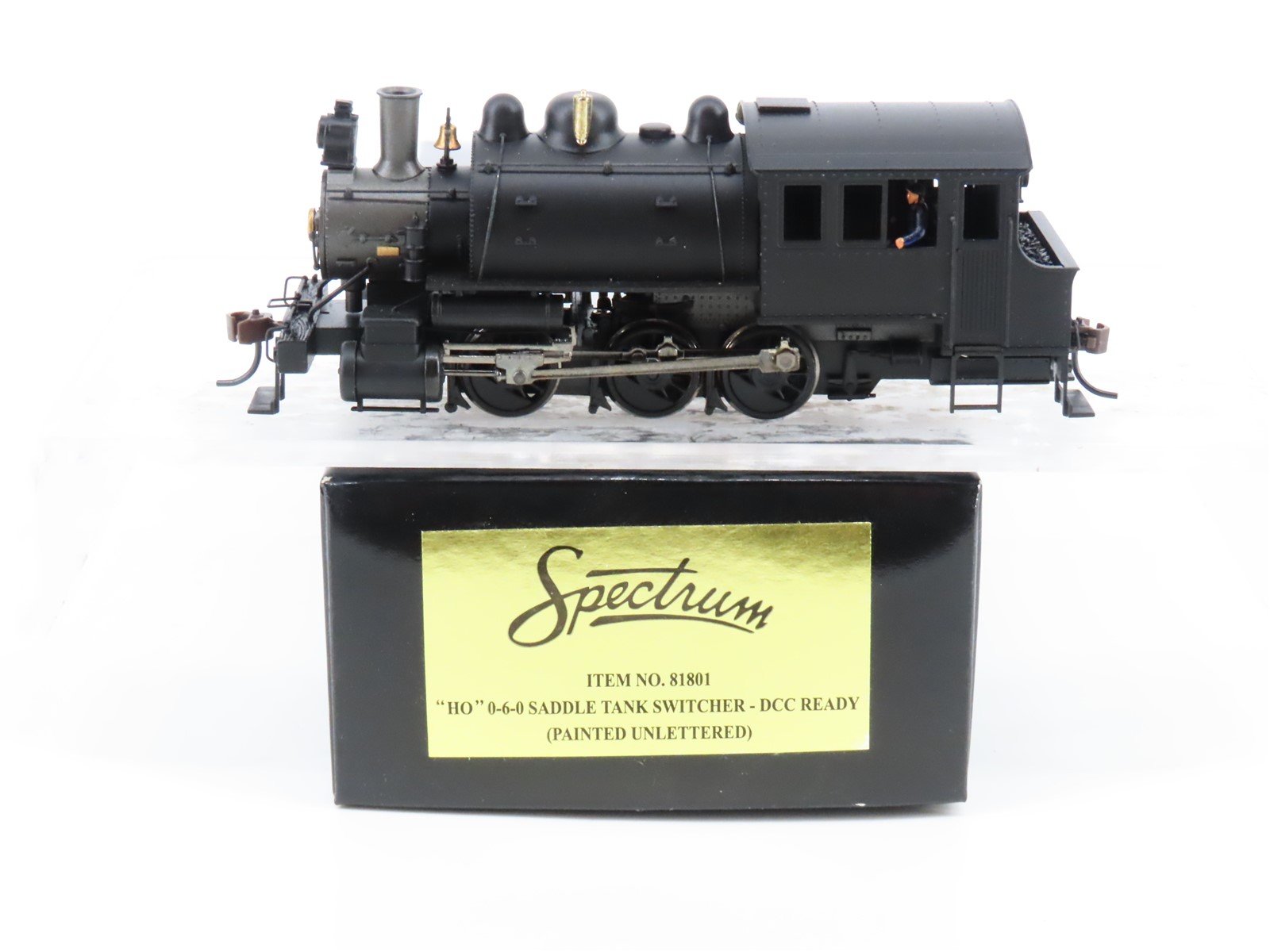 HO Scale Bachmann 81801 Unlettered 0-6-0 Saddle Tank Steam Locomotive