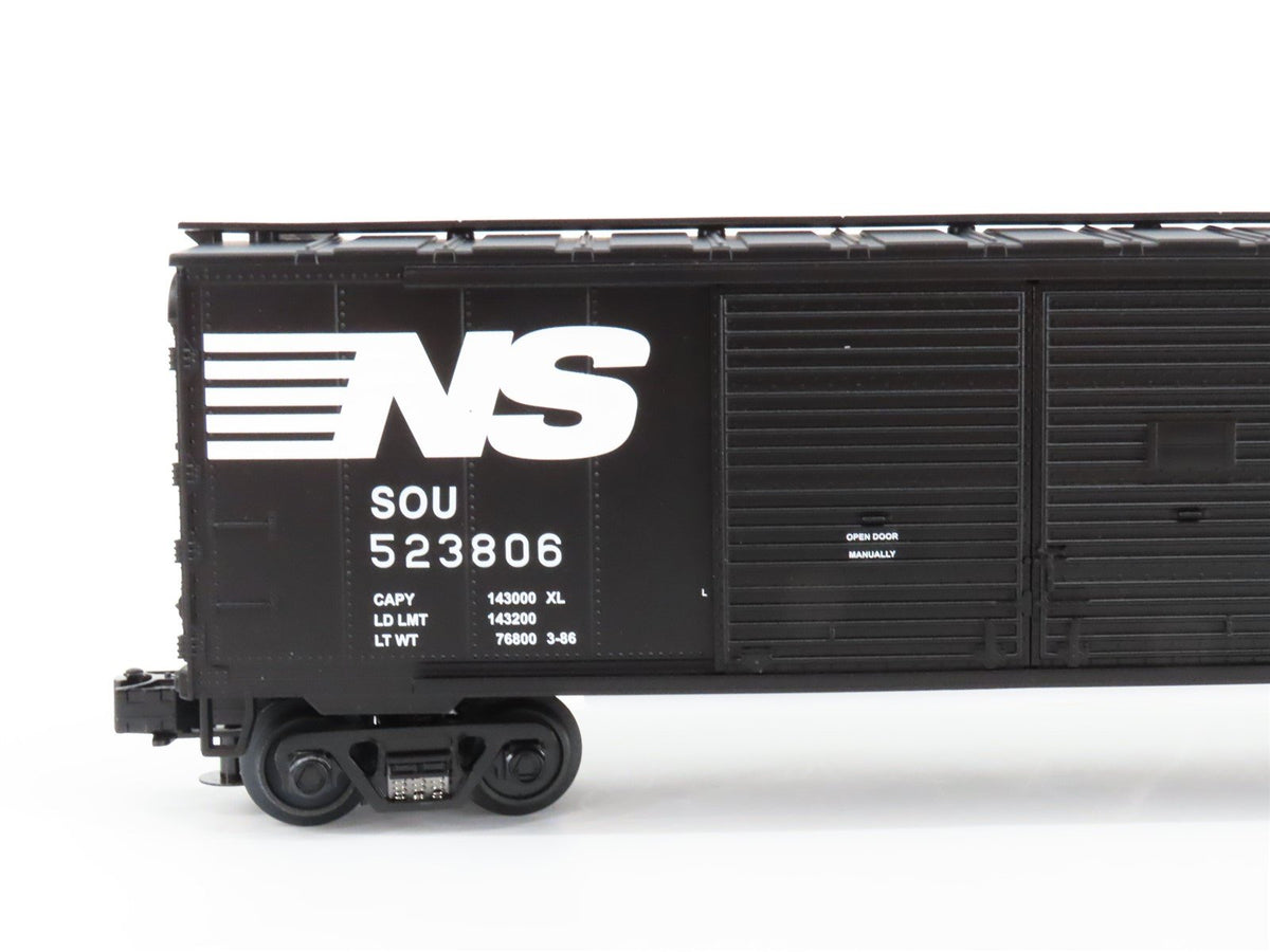 O Gauge 3-Rail MTH 20-93123 SOU NS Norfolk Southern 50&#39; Box Car #523806