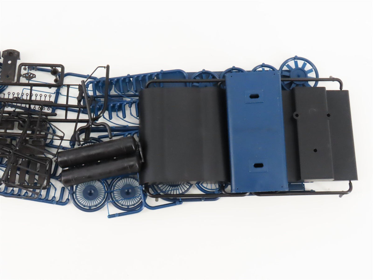 O Gauge 3-Rail Red Caboose OSA01 Undecorated GP9 Diesel Loco Body Kit UNPOWERED