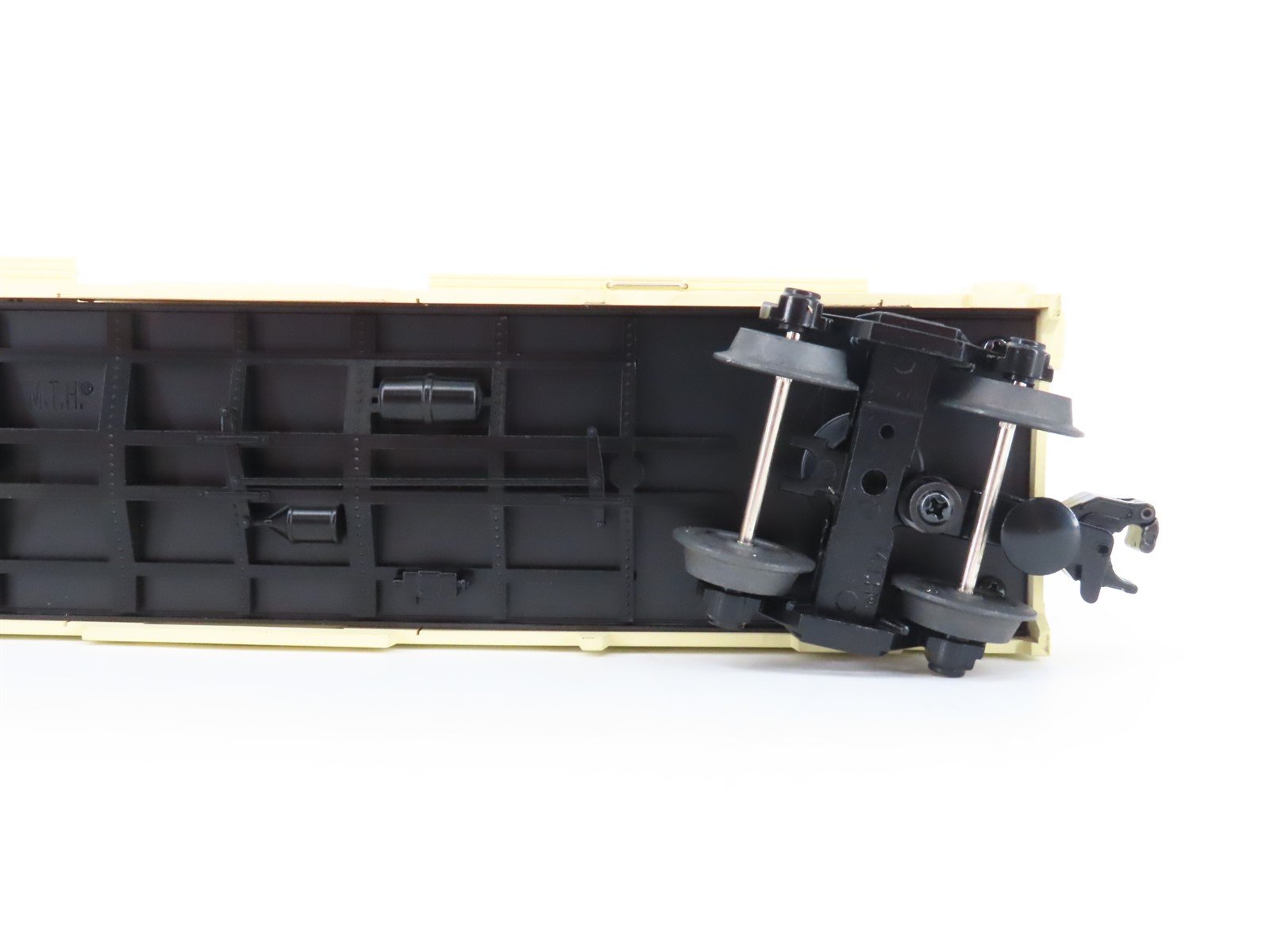 O Gauge 3-Rail Rail King MTH 30-74014 MTH Auto Transport Box Car w/VW Bugs 74014