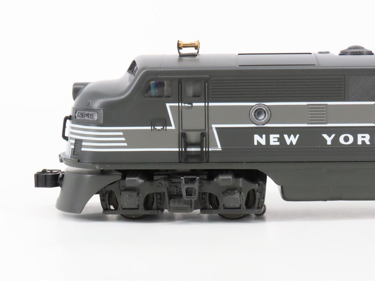 O Gauge 3-Rail Lionel 2333 NYC New York Central F3 A/A Diesel Set w/Display Case