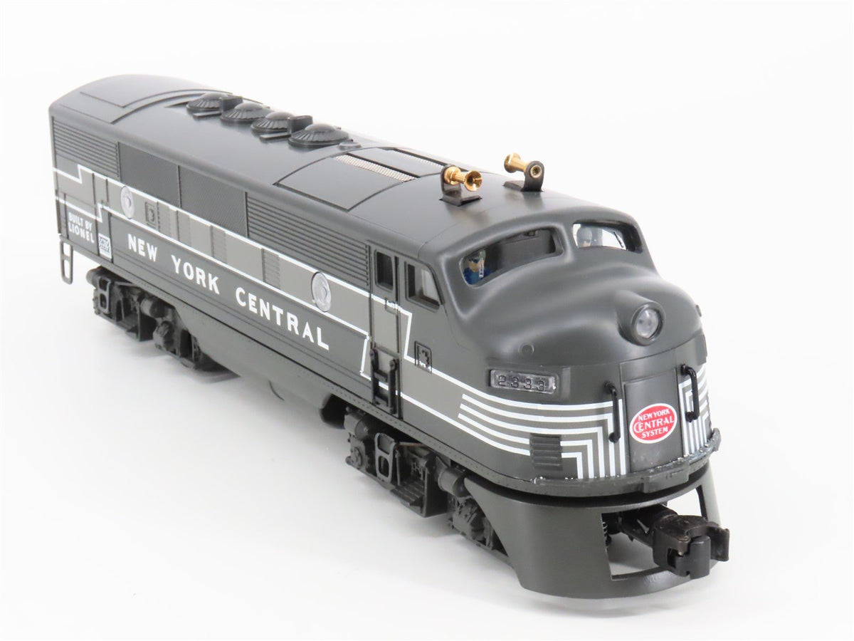 O Gauge 3-Rail Lionel 2333 NYC New York Central F3 A/A Diesel Set w/Display Case