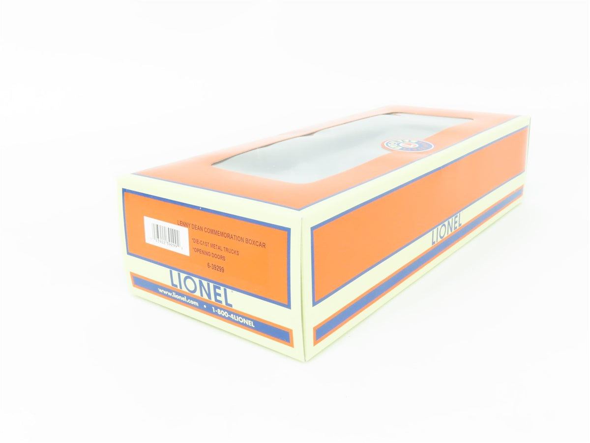 O Gauge 3-Rail Lionel 6-39299 Lenny Dean Commemoration Box Car #1926-2007