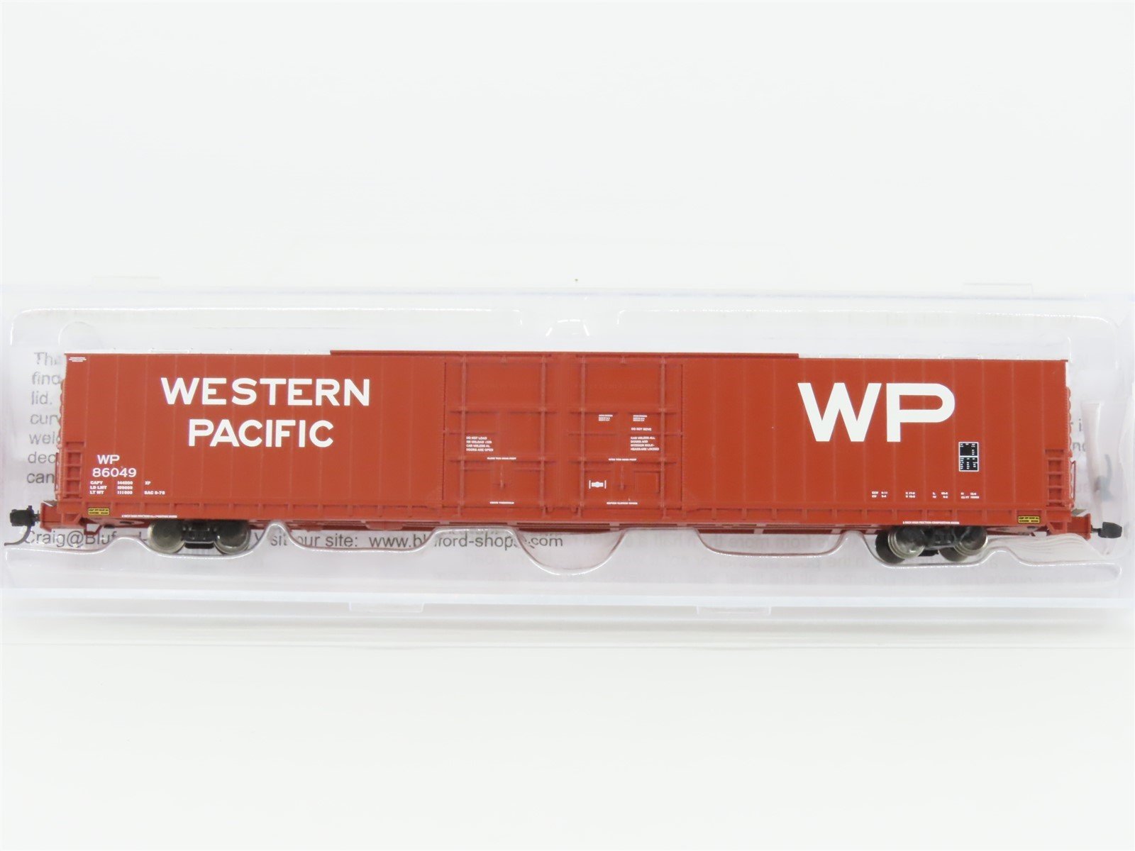 N Scale Bluford Shops 86685 WP Western Pacific 86' Auto Parts Box Car #86049