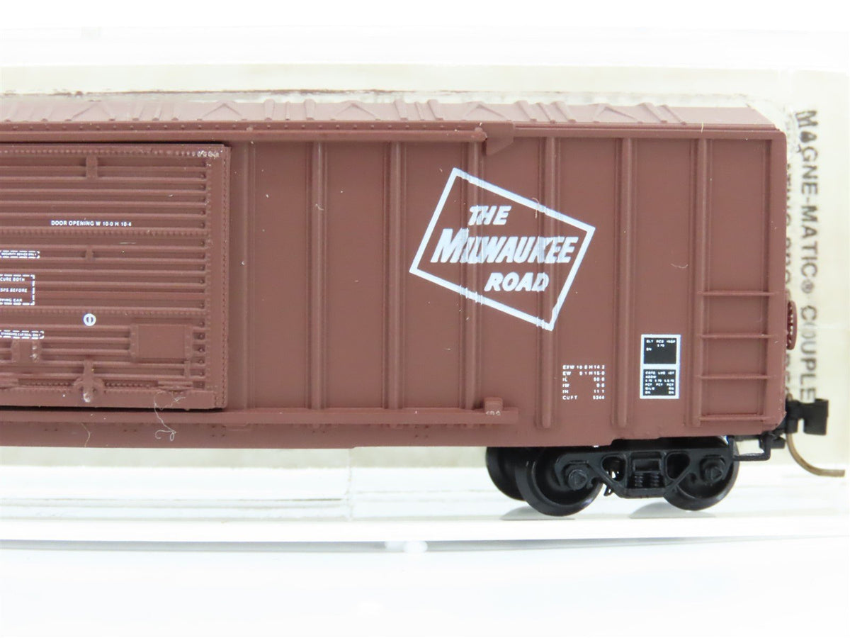N Scale Micro-Trains MTL 25310 MILW Milwaukee Road 50&#39; Rib Side Boxcar #50851