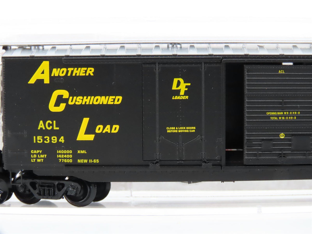 N Scale Micro-Trains MTL 03300170 ACL Atlantic Coast Line 50&#39; Boxcar #15394