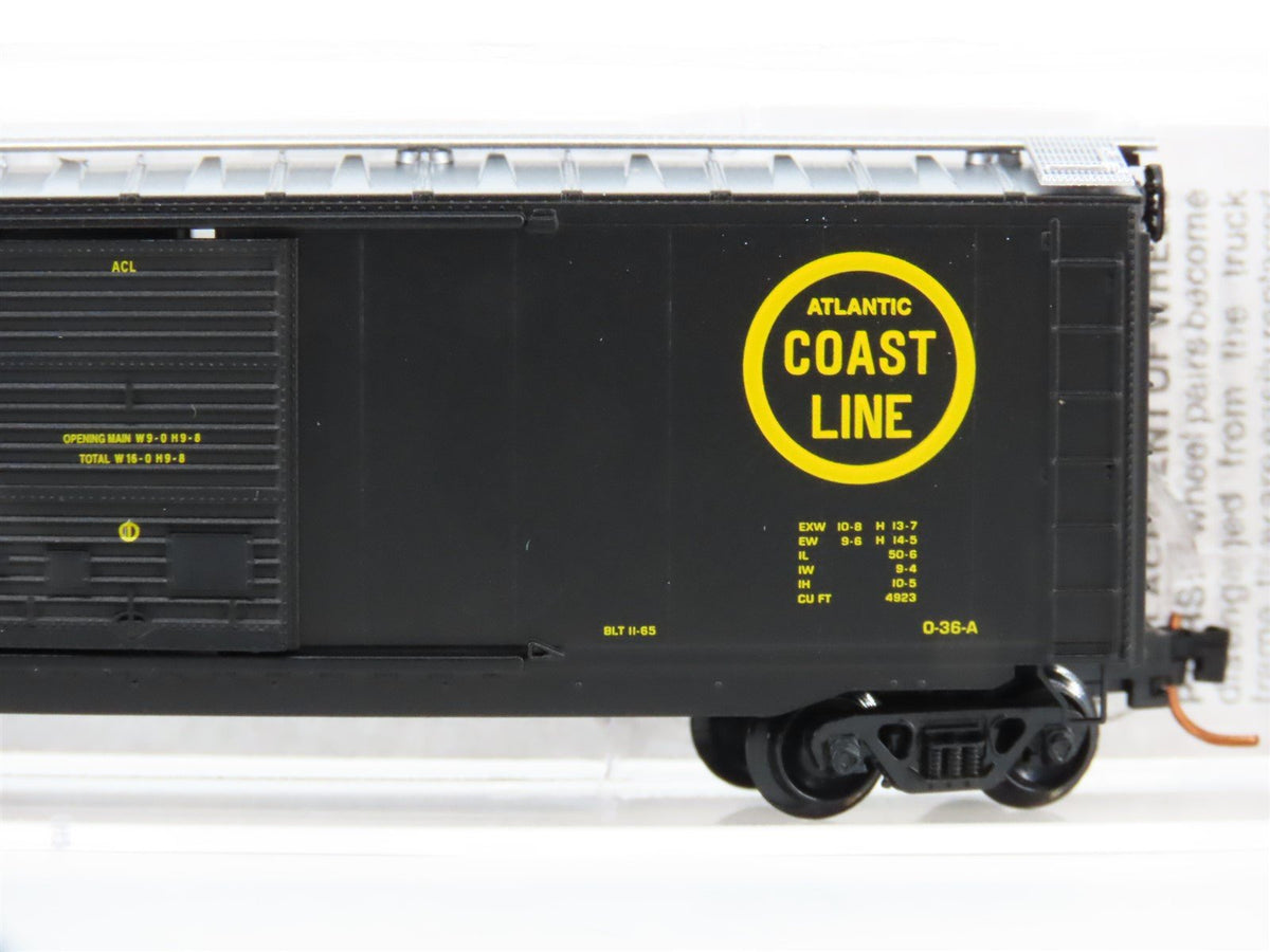 N Scale Micro-Trains MTL 03300170 ACL Atlantic Coast Line 50&#39; Boxcar #15394