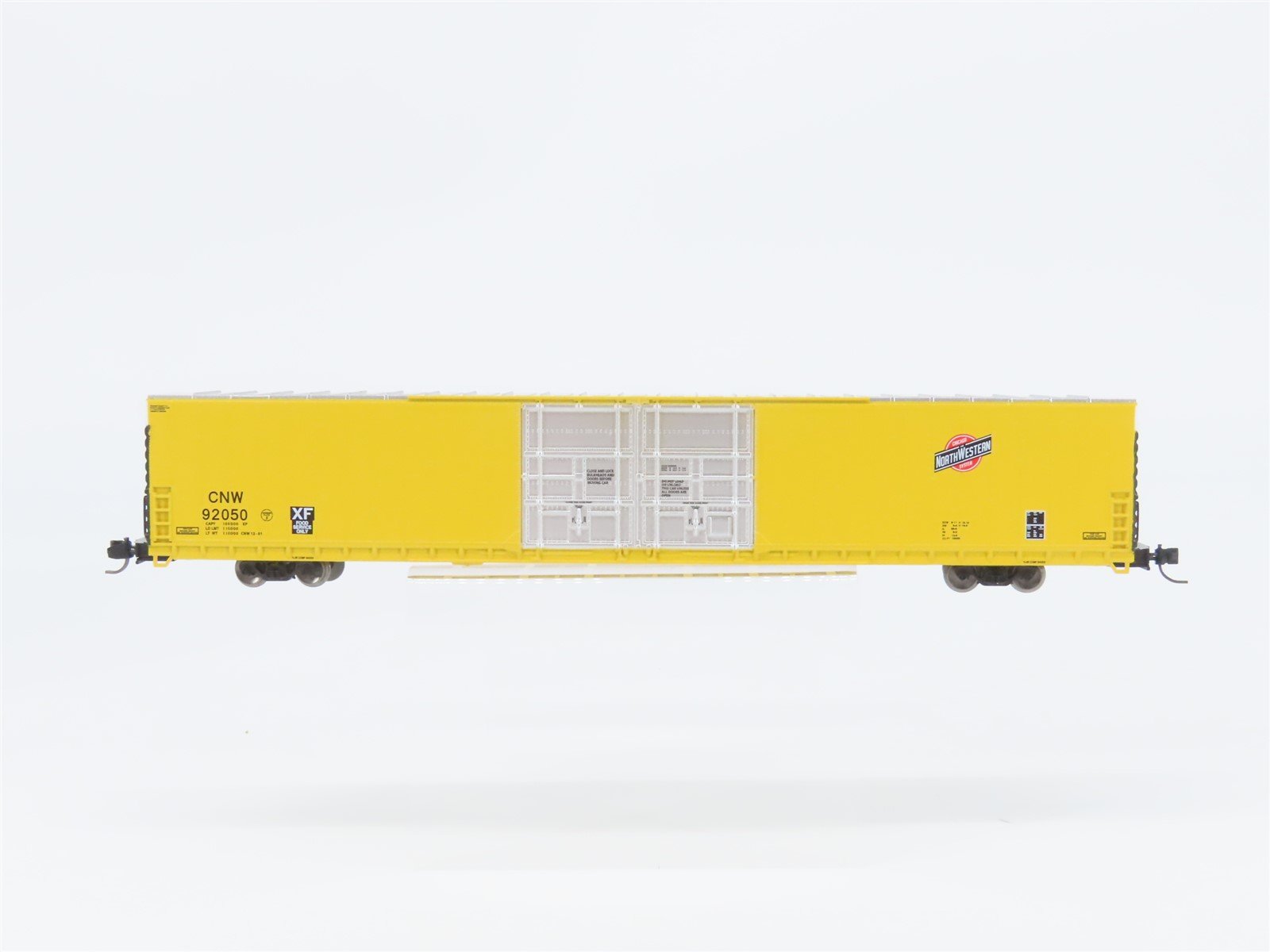 N Scale Bluford Shops CNW Chicago & North Western 86' Auto Parts Box Car #92050