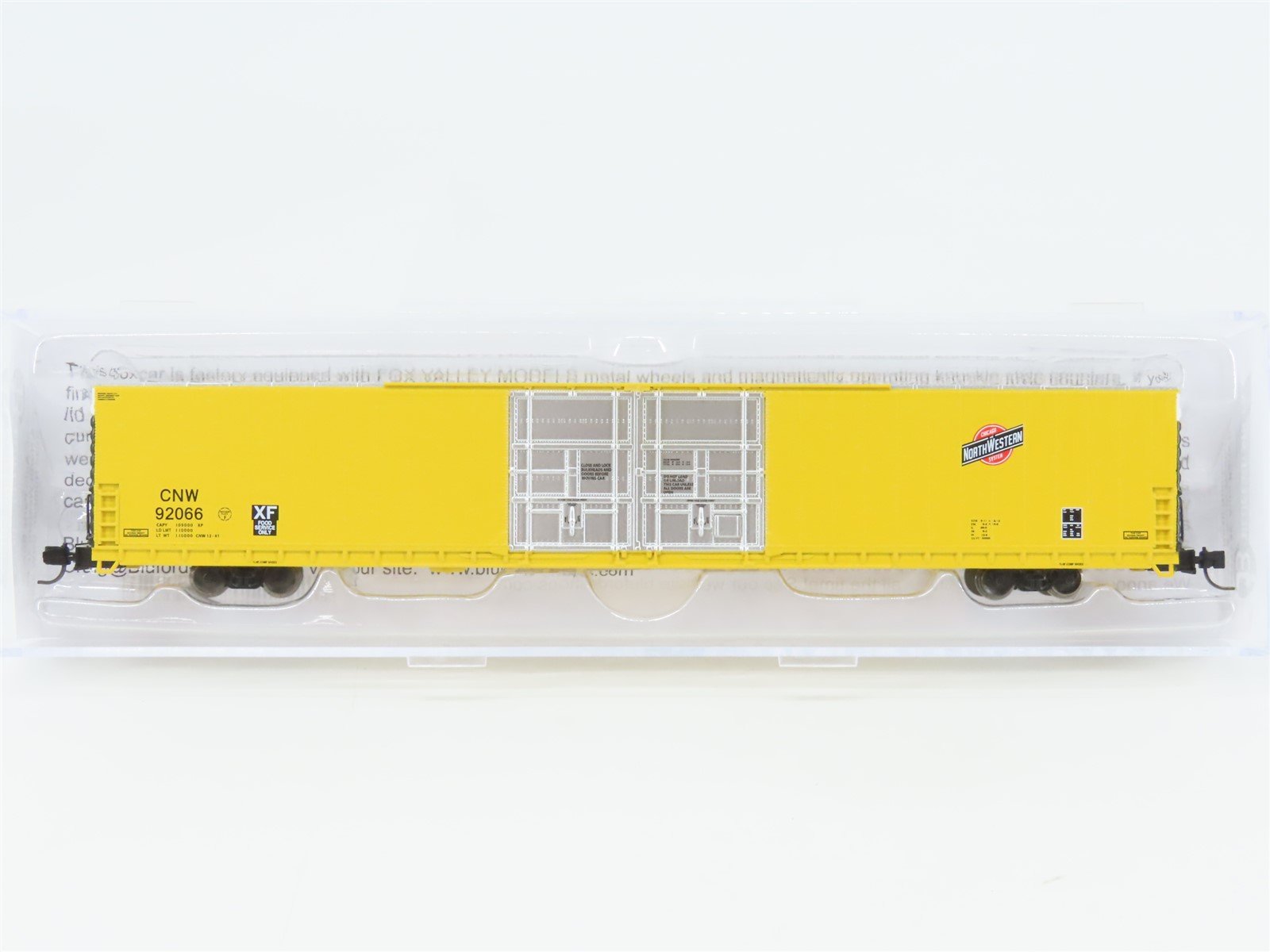 N Bluford Shops 86695 CNW Chicago & North Western 86' Auto Parts Box Car #92066