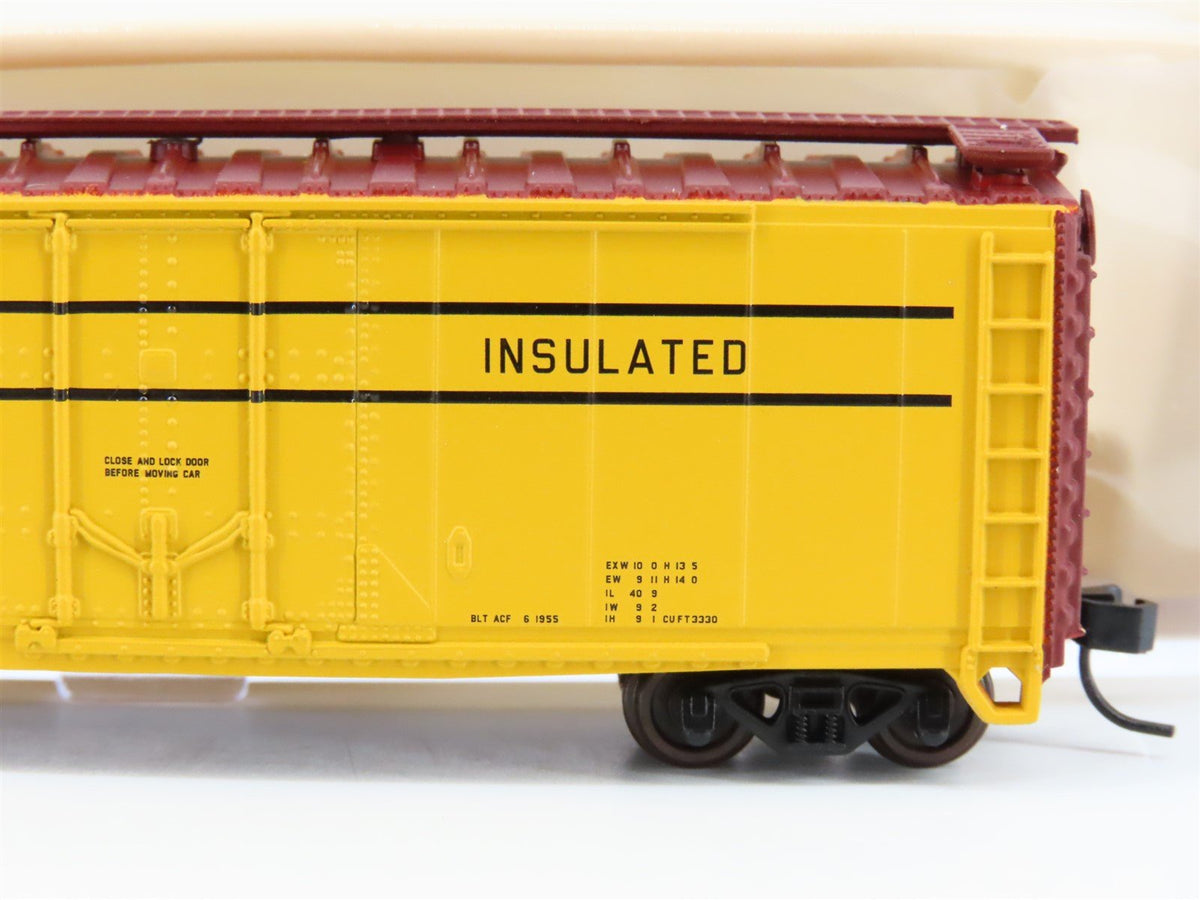 N Scale Atlas Trainman 33007 PC Penn Central 40&#39; Plug Door Boxcar #350610