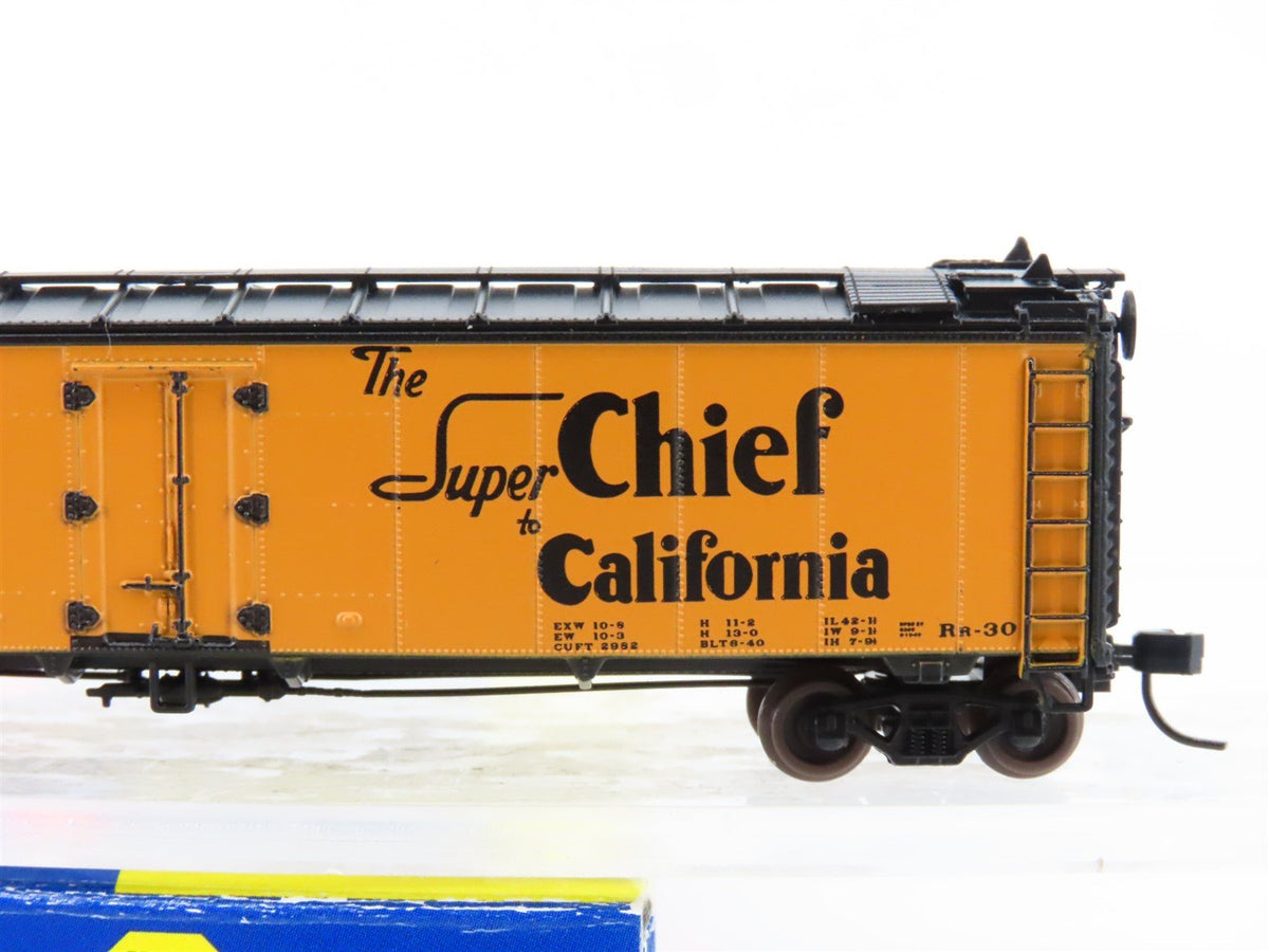 N Scale Athearn 11574 SFRD Santa Fe &quot;Chief California&quot; 50&#39; Ice Reefer #37346