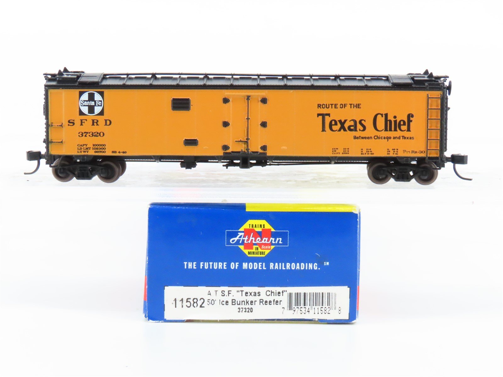 N Scale Athearn 11582 SFRD Santa Fe "Texas Chief" 50' Ice Bunker Reefer #37320